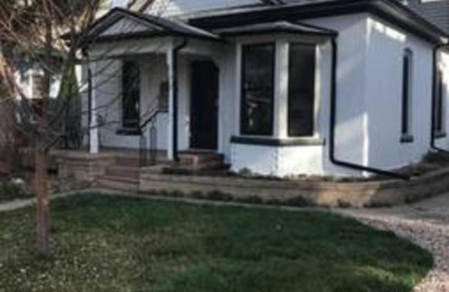 Old Town West House | Lola House! Cozy comfort, Prime Old Town Location