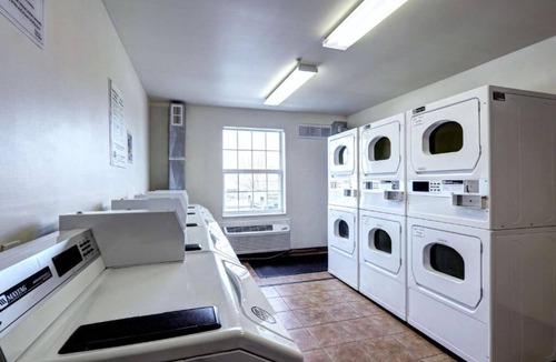 North Westminster House | Looking for a place to call home for a while?