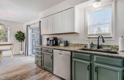 Woodland Park House | Lorraine Loft! Hot Tub & Game Room & Fire Pit