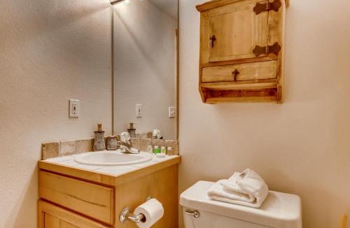 Breckenridge Apartment | Los Pinos - Luxury Breckenridge SkiCondo