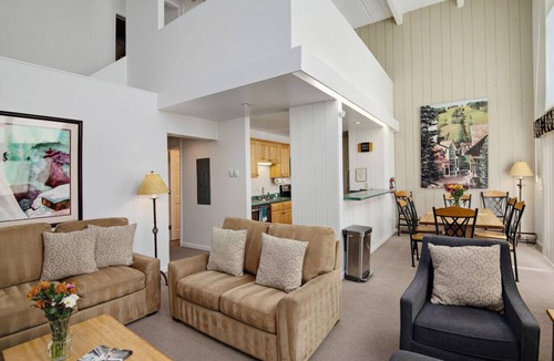 Vail Condo | Lovely 2 bed 3 bath plus loft in the heart of vail