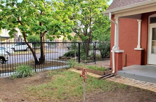 Pueblo Condo | Lovely 2 bedroom Duplex 1 bath near riverwalk