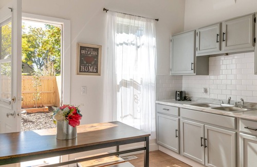 Baker House | Lovely 2-bedroom house in Baker