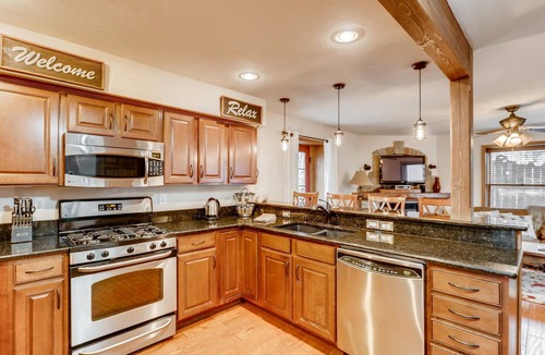 Historic District House | Lovely 3BD home In downtown Breckenridge!Walk to everything, backs trails