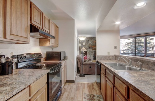 Dillon Condo | Lovely & affordable ski condo in heart of Dillon 112