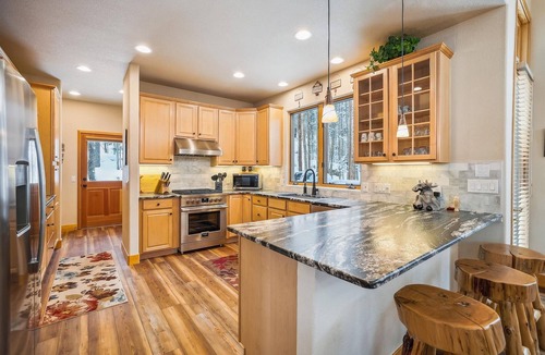 The Reserve House | Lupine Chalet: Frisco Home - Wood Sauna - Great for families.