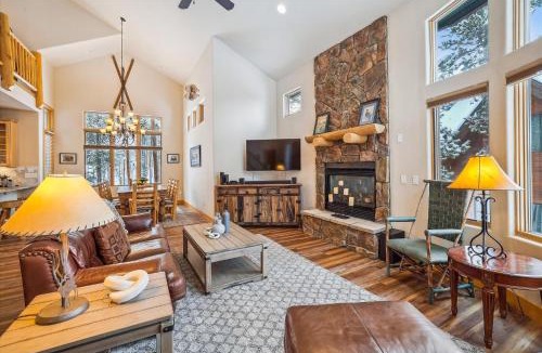 The Reserve House | Lupine Chalet home