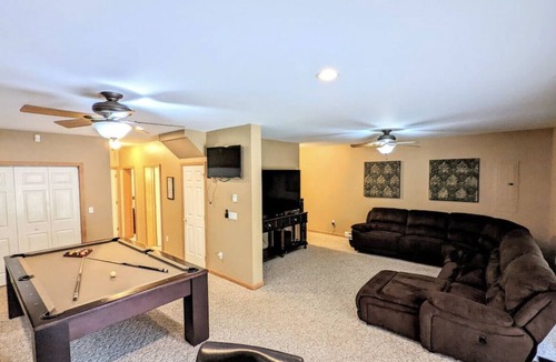 Evergreen West Central House | Lux Mountain Home — Close to Red Rocks/Hiking: Pool Table, Hot Tub, Private Chef