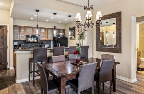 Beaver Creek Condo | Luxe 2BR Beaver Creek Retreat - Balcony Views & Ski-In/Ski-Out Access