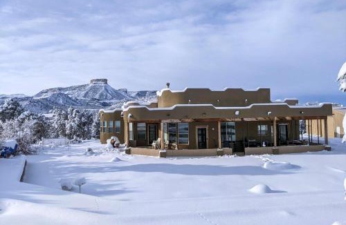 Mancos House | Luxe 5-Acre Mancos Home about 1 Mi to Mesa Verde