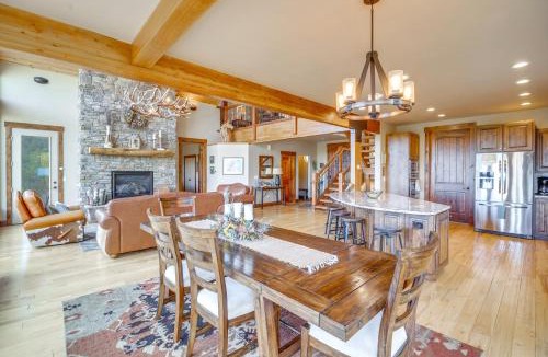 Florissant House | Luxe Florissant Home with Pikes Peak Views!