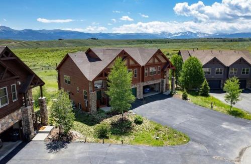 Pole Creek House | Luxe MTN Escape 15 min to Winter Park Base