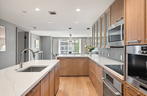Snowmass Village Condo | Luxe Resort Penthouse - Ski in Ski Out 3 Bedroom