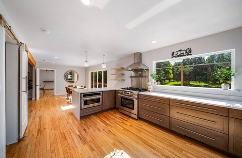 Hermosa House | Luxe Retreat at Celebration Pond - 6BR, 4.5 BA, WIFI, A/C, Optional HotTub