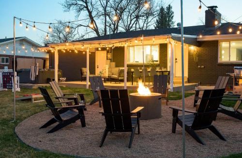 Allendale Area House | Luxehottubfirepitgameroomsspeakeasyfamretreat