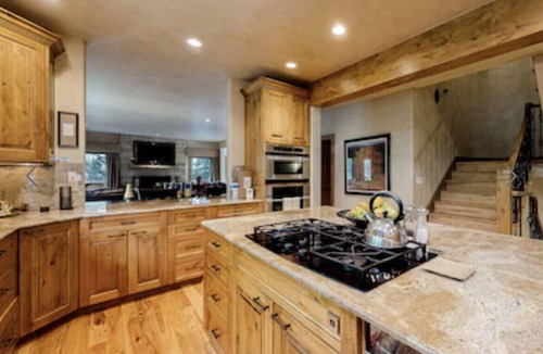 Avon House | Luxurious 6 bedroom home inside Beaver Creek Resort
