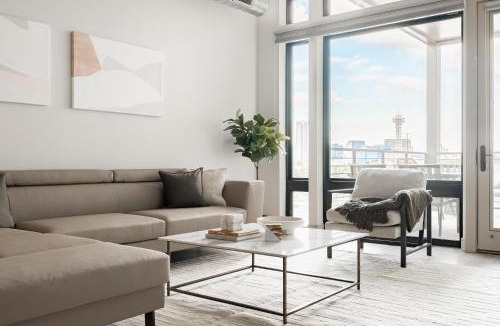 Jefferson Park House | Luxurious Escape - Walk to Empower Field - Tesoro