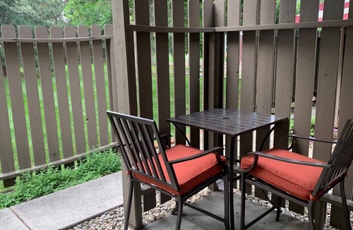 Niwot Condo | Luxurious, Quiet Condo in the Heart of Town