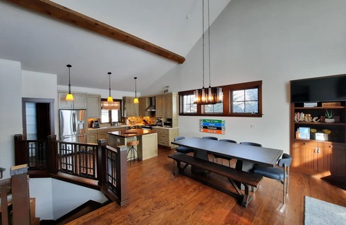 Edwards House | Luxurious Ski-in Ski-out Home in Arrowhead community