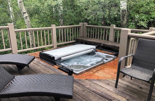 Beaver Creek House | Luxurious, Slopeside Ski Home With Private Hot Tub