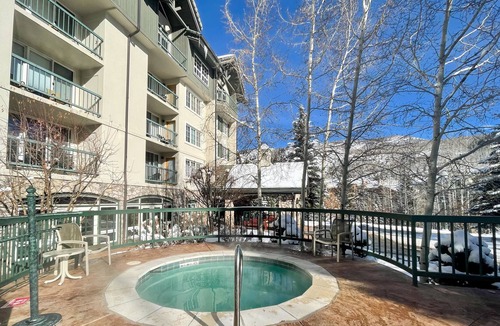 Beaver Creek Apartment | Luxurious Studio w/Shared Hot Tub & Pool/Free WiFi - In Ski-In/Ski-Out Complex!
