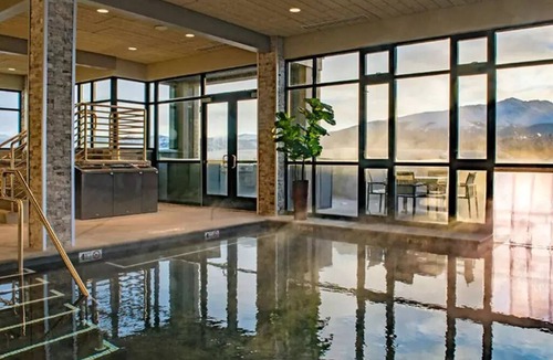 Peak 8 Condo | Luxurious Suite on Grand Colorado at bottom of Peak 8 - Sleeps 4