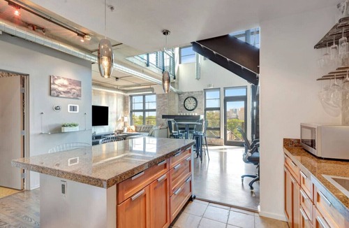 Five Points House | Luxurious Uptown Denver Loft with Stunning Views