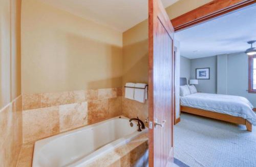 Peak 8 Apartment | Luxury 2 Bedroom Ski In, Ski Out One Ski Hill Residence Located At The Base Of Peak 8 With Outdoor Plaza