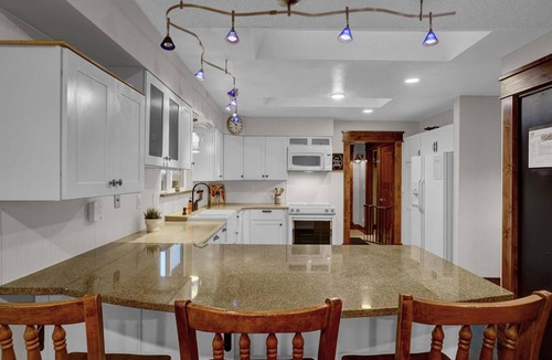 Briargate House | Luxury 3-bedroom getaway in the heart of CO Springs featuring breathtaking views