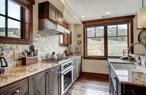 Peak 8 Condo | Luxury 4 Bedroom Condo on Peak 8 4 Condo