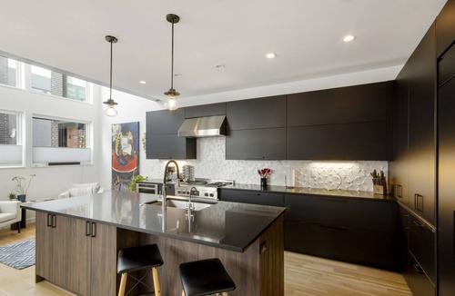 Villa Park House | Luxury 4BR Home Rooftop Fire Pit, Gourmet Kitchen, Downtown, Broncos, Red Rocks