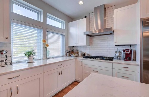 Highland House | Luxury 5-Bedroom Home in LoHi, Amazing rooftop deck. 3,000 sqft