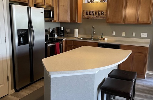 Lone Tree Apartment | Luxury condo in Lone Tree Colorado near Light Rail Station