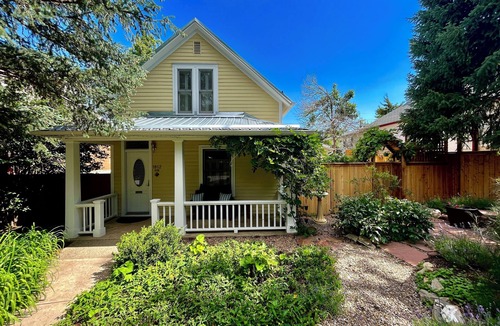 Whittier House | Luxury Dream Cottage - Hot Tub, 3 blocks from Pearl Street, and 5 outdoor patios