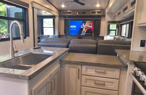 South Westminster House | Luxury Glamping in the Mile High - Private pool, Hot Tub, and Outdoor Fire Pit!