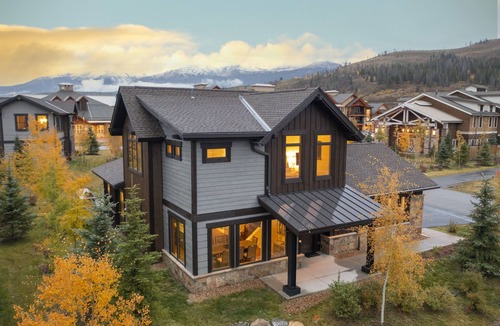 Fairmount On The River House | LUXURY HOME by the river! Walk to Shuttle, Hot Tub, Fire Pit, designer finishes!