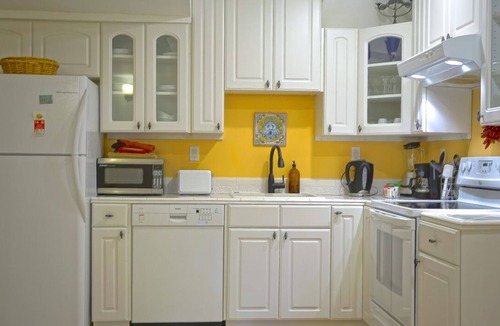 Central Boulder Apartment | Luxury Homebase in Downtown Boulder
