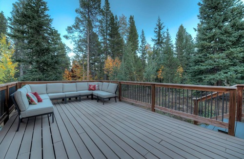 Breckenridge House | Luxury Log Cabin Home In Private Mountain Setting Just Minutes To Ski & Town