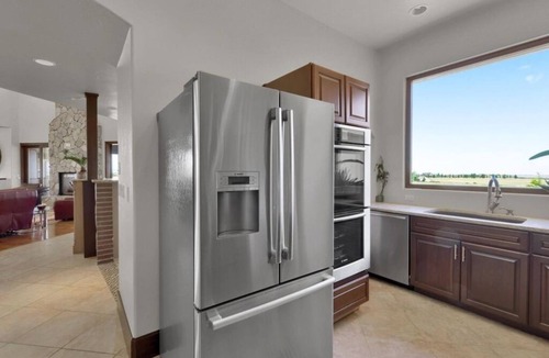 Denver Villa | Luxury Mansion Retreat, Sleeps 16+ ,Panoramic VIEWS 36 Acre Land .in the city .