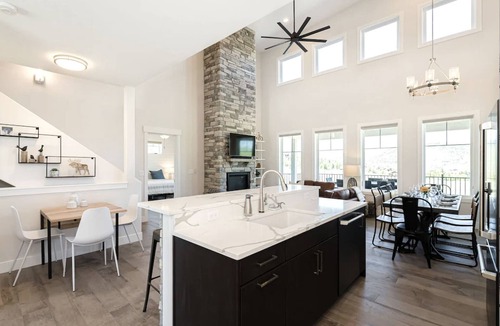 Granby House | Luxury Modern Mountain Retreat - Close to Skiing, Mtn. Biking, Golf; Hot Tub
