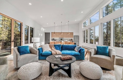 Valley of the Sun House | Luxury Modern Mountain Living in Fairplay 30 min from Breckenridge