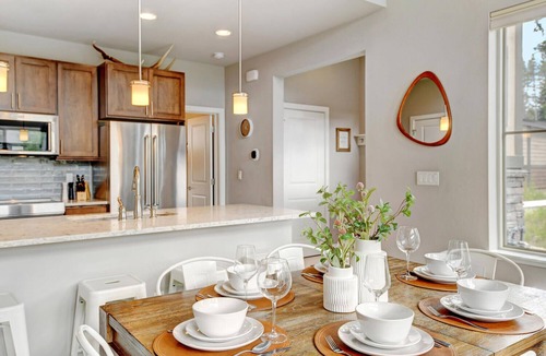 Rendezvous House | Luxury Mountain Cabin 27 I Great Views I Best Price I Discounted Attractions