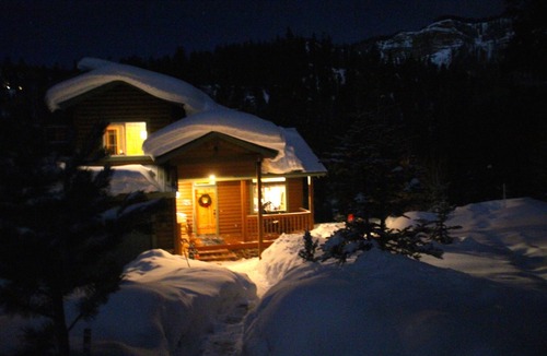 Columbine Lake Cabin | Luxury Mountain Cabin overlooking Cascade Creek 7th nite FREE