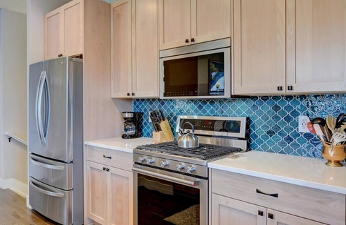 Rendezvous House | Luxury Mountain Chalet 95 I Private Hot Tub I Great Views I Best Price I Discounted Attractions