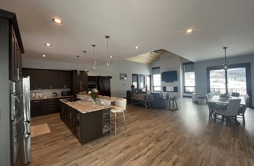 Kremmling House | Luxury Mountain Escape with Hot Tub & Steam Room