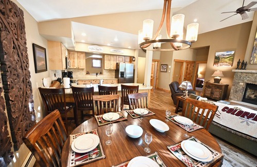 Breckenridge House | Luxury Mountain Thunder Ski-In/ski-Gondola out, walk to town, 1400 sqft townhome