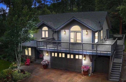 Hermosa House | Luxury on the River, Spacious Home Nestled in the Woods w/Private Hot Tub, Yard