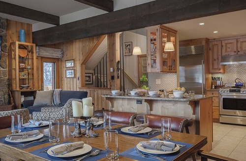 Steamboat Springs House | Luxury + Pool/Hot Tub + Ski in/Ski out - Right-O-Way Chalet