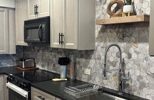 Downtown Steamboat Springs Condo | Luxury Remodel Downtown Condo Across from Yampa River