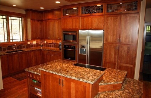 Blue River House | Luxury Ski Haus - Views, privacy, hot tub, town 7 min, Sleeps 10 w max 8 adults